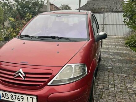 Ситроен С3 2003 в Хмельнике на Automoto.ua Красный Ситроен С3, объемом двигателя 1.36 л и пробегом 225 тыс. км за 3400 $, фото 1 на Automoto.ua