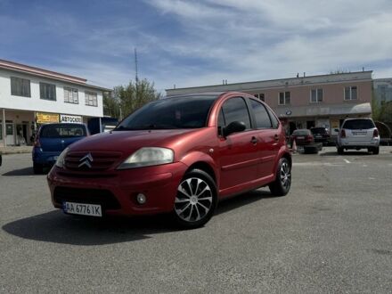 Сітроен С3 2008 у Києві на Automoto.ua Червоний Сітроен С3, об'ємом двигуна 1.4 л та пробігом 97 тис. км за 5100 $, фото 1 на Automoto.ua