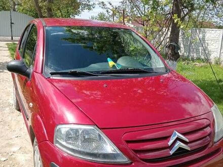 Ситроен С3 2008 в Ровно на Automoto.ua Красный Ситроен С3, объемом двигателя 1.1 л и пробегом 236 тыс. км за 3000 $, фото 1 на Automoto.ua