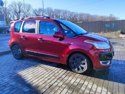 Ситроен С3 2009 в Днепре (Днепропетровске) на Automoto.ua Красный Ситроен С3, объемом двигателя 1.4 л и пробегом 239 тыс. км за 4350 $, фото 1 на Automoto.ua