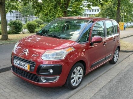 Ситроен С3 2010 в Тернополе на Automoto.ua Красный Ситроен С3, объемом двигателя 1.4 л и пробегом 225 тыс. км за 5500 $, фото 1 на Automoto.ua