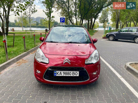 Сітроен С3 2012 у Черкасах на Automoto.ua Червоний Сітроен С3, об'ємом двигуна 1.2 л та пробігом 148 тис. км за 6200 $, фото 1 на Automoto.ua