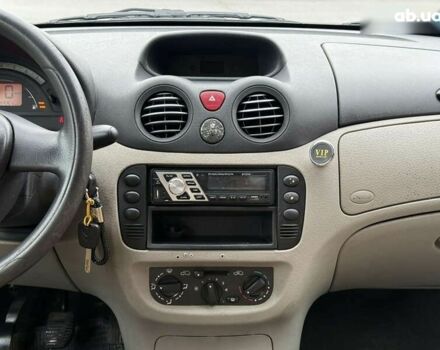 Сітроен С3, об'ємом двигуна 1.4 л та пробігом 273 тис. км за 2499 $, фото 20 на Automoto.ua