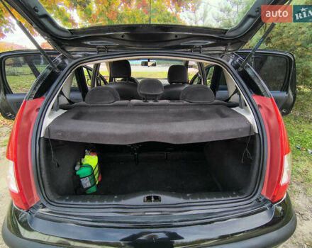 Ситроен С3, объемом двигателя 1.4 л и пробегом 166 тыс. км за 3800 $, фото 10 на Automoto.ua