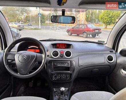 Ситроен С3, объемом двигателя 1.4 л и пробегом 176 тыс. км за 4500 $, фото 8 на Automoto.ua