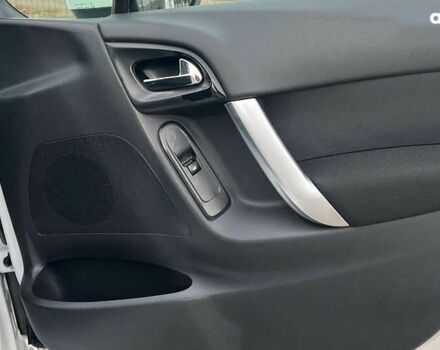 Ситроен С3, объемом двигателя 1.6 л и пробегом 195 тыс. км за 6999 $, фото 21 на Automoto.ua