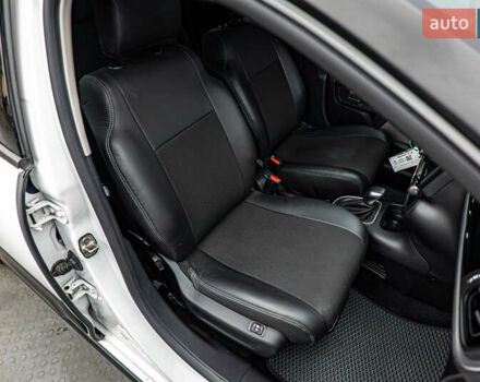 Сітроен С3, об'ємом двигуна 1.2 л та пробігом 22 тис. км за 19759 $, фото 20 на Automoto.ua