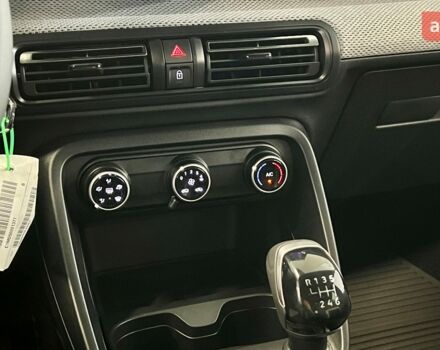 Ситроен С3, объемом двигателя 1.2 л и пробегом 0 тыс. км за 18434 $, фото 13 на Automoto.ua