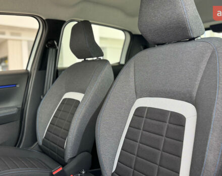 Сітроен С3, об'ємом двигуна 1.2 л та пробігом 0 тис. км за 18060 $, фото 31 на Automoto.ua