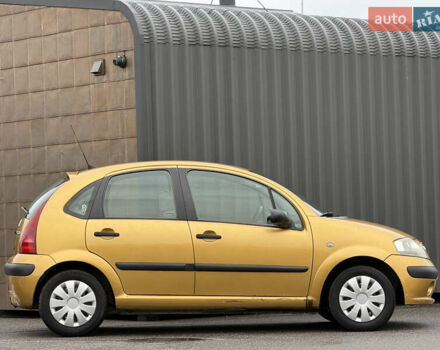 Желтый Ситроен С3, объемом двигателя 1.36 л и пробегом 273 тыс. км за 2499 $, фото 5 на Automoto.ua