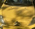 Желтый Ситроен С3, объемом двигателя 1.4 л и пробегом 345 тыс. км за 1165 $, фото 1 на Automoto.ua