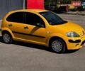 Желтый Ситроен С3, объемом двигателя 1.4 л и пробегом 248 тыс. км за 3950 $, фото 2 на Automoto.ua