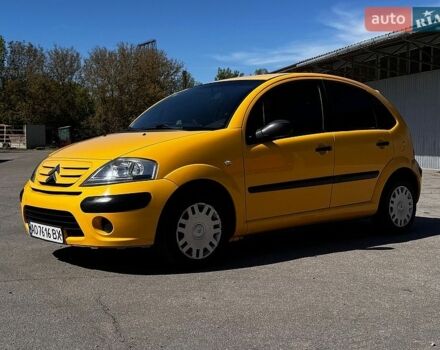 Желтый Ситроен С3, объемом двигателя 1.4 л и пробегом 248 тыс. км за 3950 $, фото 1 на Automoto.ua
