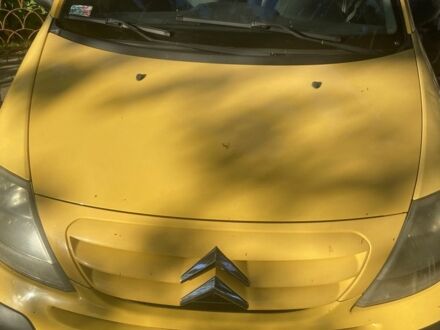 Ситроен С3 2008 в Кременчуге на Automoto.ua Желтый Ситроен С3, объемом двигателя 1.4 л и пробегом 345 тыс. км за 1165 $, фото 1 на Automoto.ua