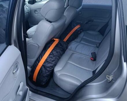 Сірий Сітроен С3, об'ємом двигуна 1.59 л та пробігом 189 тис. км за 3900 $, фото 7 на Automoto.ua