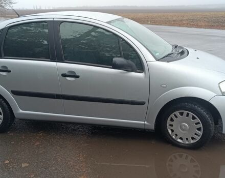 Серый Ситроен С3, объемом двигателя 1.4 л и пробегом 150 тыс. км за 4000 $, фото 1 на Automoto.ua