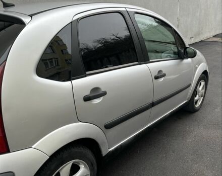 Серый Ситроен С3, объемом двигателя 1.4 л и пробегом 295 тыс. км за 3800 $, фото 5 на Automoto.ua