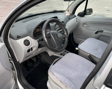 Серый Ситроен С3, объемом двигателя 1.4 л и пробегом 240 тыс. км за 2450 $, фото 6 на Automoto.ua