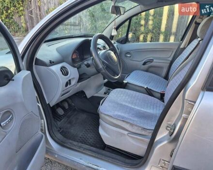 Серый Ситроен С3, объемом двигателя 1.4 л и пробегом 240 тыс. км за 2950 $, фото 4 на Automoto.ua