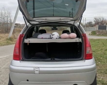 Серый Ситроен С3, объемом двигателя 1.4 л и пробегом 182 тыс. км за 2800 $, фото 2 на Automoto.ua