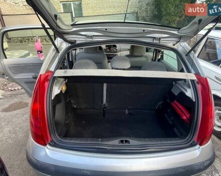 Серый Ситроен С3, объемом двигателя 1.36 л и пробегом 207 тыс. км за 3300 $, фото 8 на Automoto.ua