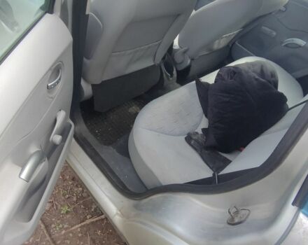 Серый Ситроен С3, объемом двигателя 1.4 л и пробегом 220 тыс. км за 2300 $, фото 7 на Automoto.ua