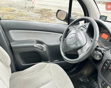 Сірий Сітроен С3, об'ємом двигуна 1.4 л та пробігом 291 тис. км за 2500 $, фото 26 на Automoto.ua