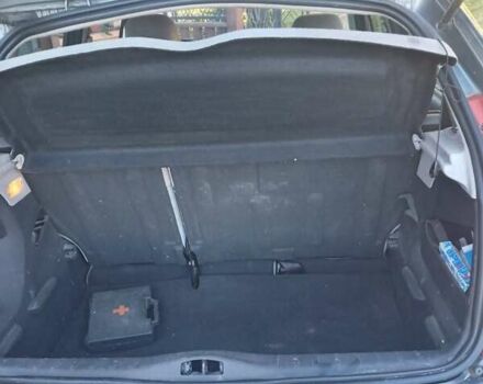 Ситроен С3 2004 в Коломые на Automoto.ua Серый Ситроен С3, объемом двигателя 1.4 л и пробегом 150 тыс. км за 3300 $, фото 9 на Automoto.ua