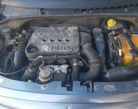 Ситроен С3 2004 в Коломые на Automoto.ua Серый Ситроен С3, объемом двигателя 1.4 л и пробегом 150 тыс. км за 3300 $, фото 10 на Automoto.ua