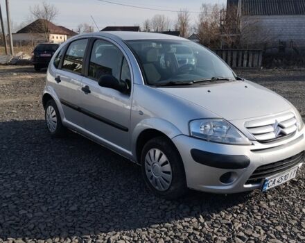 Серый Ситроен С3, объемом двигателя 1.4 л и пробегом 270 тыс. км за 3500 $, фото 1 на Automoto.ua