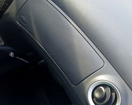 Серый Ситроен С3, объемом двигателя 1.4 л и пробегом 190 тыс. км за 4200 $, фото 7 на Automoto.ua