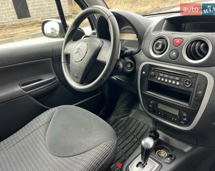 Сірий Сітроен С3, об'ємом двигуна 1.4 л та пробігом 224 тис. км за 4200 $, фото 16 на Automoto.ua