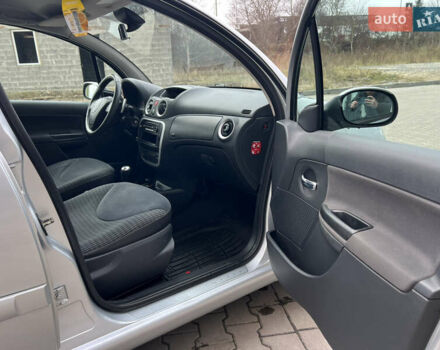 Сірий Сітроен С3, об'ємом двигуна 1.4 л та пробігом 224 тис. км за 4200 $, фото 15 на Automoto.ua