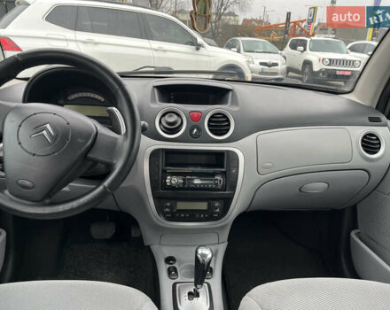 Серый Ситроен С3, объемом двигателя 1.4 л и пробегом 187 тыс. км за 4550 $, фото 11 на Automoto.ua