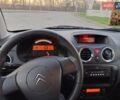 Серый Ситроен С3, объемом двигателя 1.59 л и пробегом 87 тыс. км за 5800 $, фото 25 на Automoto.ua