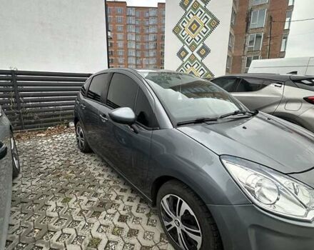 Серый Ситроен С3, объемом двигателя 1.4 л и пробегом 280 тыс. км за 4900 $, фото 2 на Automoto.ua