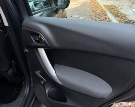 Сірий Сітроен С3, об'ємом двигуна 1.4 л та пробігом 226 тис. км за 6950 $, фото 22 на Automoto.ua