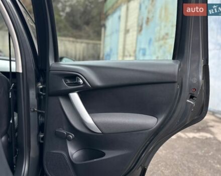 Серый Ситроен С3, объемом двигателя 1.4 л и пробегом 186 тыс. км за 6200 $, фото 14 на Automoto.ua