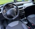 Серый Ситроен С3, объемом двигателя 1.4 л и пробегом 250 тыс. км за 5122 $, фото 4 на Automoto.ua