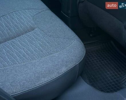 Серый Ситроен С3, объемом двигателя 1.2 л и пробегом 169 тыс. км за 7900 $, фото 49 на Automoto.ua