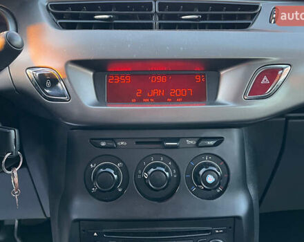 Серый Ситроен С3, объемом двигателя 1.2 л и пробегом 149 тыс. км за 6999 $, фото 12 на Automoto.ua