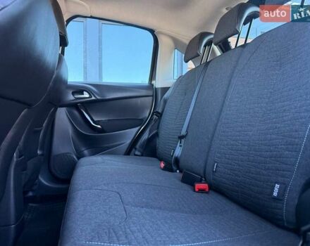 Серый Ситроен С3, объемом двигателя 1.2 л и пробегом 169 тыс. км за 7900 $, фото 38 на Automoto.ua