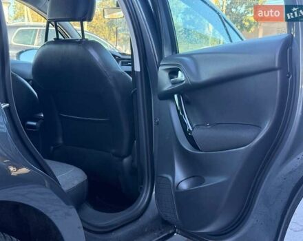 Серый Ситроен С3, объемом двигателя 1.2 л и пробегом 169 тыс. км за 7900 $, фото 47 на Automoto.ua