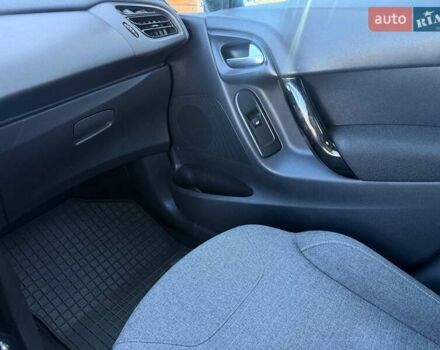 Серый Ситроен С3, объемом двигателя 1.2 л и пробегом 169 тыс. км за 7900 $, фото 29 на Automoto.ua