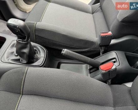 Ситроен С3 2019 в Красноград на Automoto.ua Серый Ситроен С3, объемом двигателя 1.2 л и пробегом 59 тыс. км за 10200 $, фото 13 на Automoto.ua