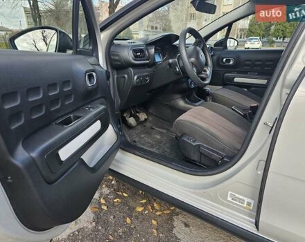 Серый Ситроен С3, объемом двигателя 1.2 л и пробегом 61 тыс. км за 9500 $, фото 8 на Automoto.ua