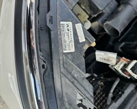 Серый Ситроен С3, объемом двигателя 1.2 л и пробегом 61 тыс. км за 9500 $, фото 29 на Automoto.ua