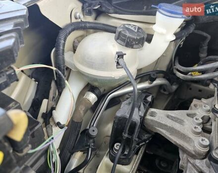 Серый Ситроен С3, объемом двигателя 1.2 л и пробегом 61 тыс. км за 9500 $, фото 26 на Automoto.ua