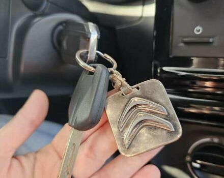 Серый Ситроен С3, объемом двигателя 1.2 л и пробегом 61 тыс. км за 9500 $, фото 39 на Automoto.ua