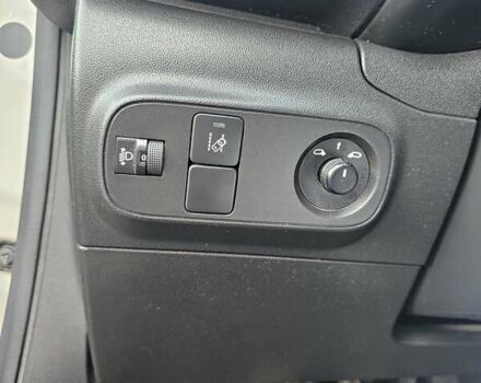 Серый Ситроен С3, объемом двигателя 1.2 л и пробегом 61 тыс. км за 9500 $, фото 31 на Automoto.ua